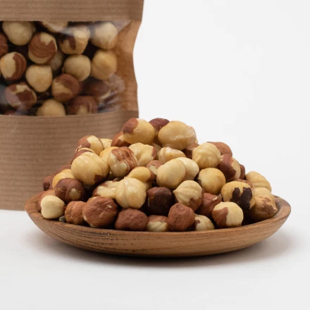 Фундук бланшированный обжаренный