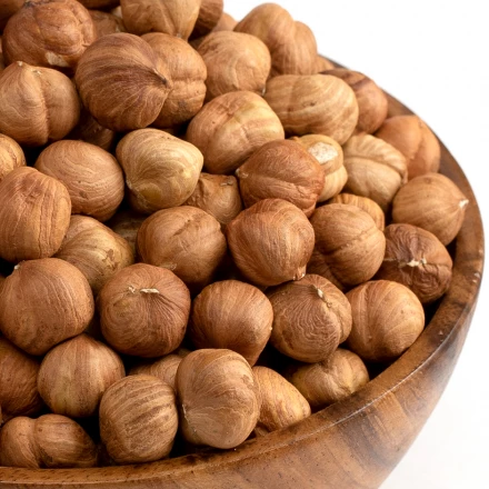 Фундук нежареный