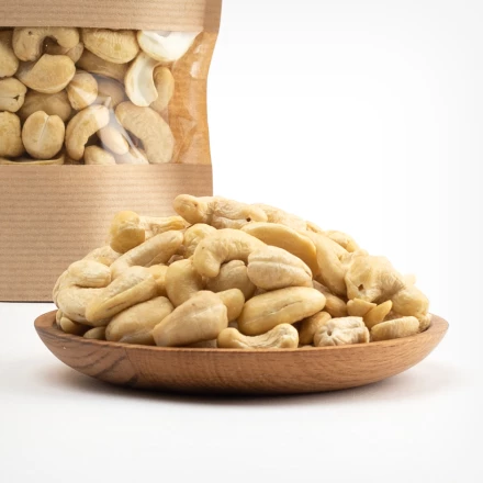 Кешью нежареный